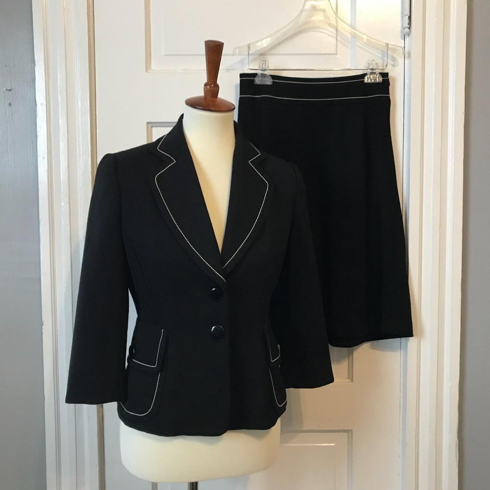 Banana Republic Suit Womens Black Wool Size 0-2